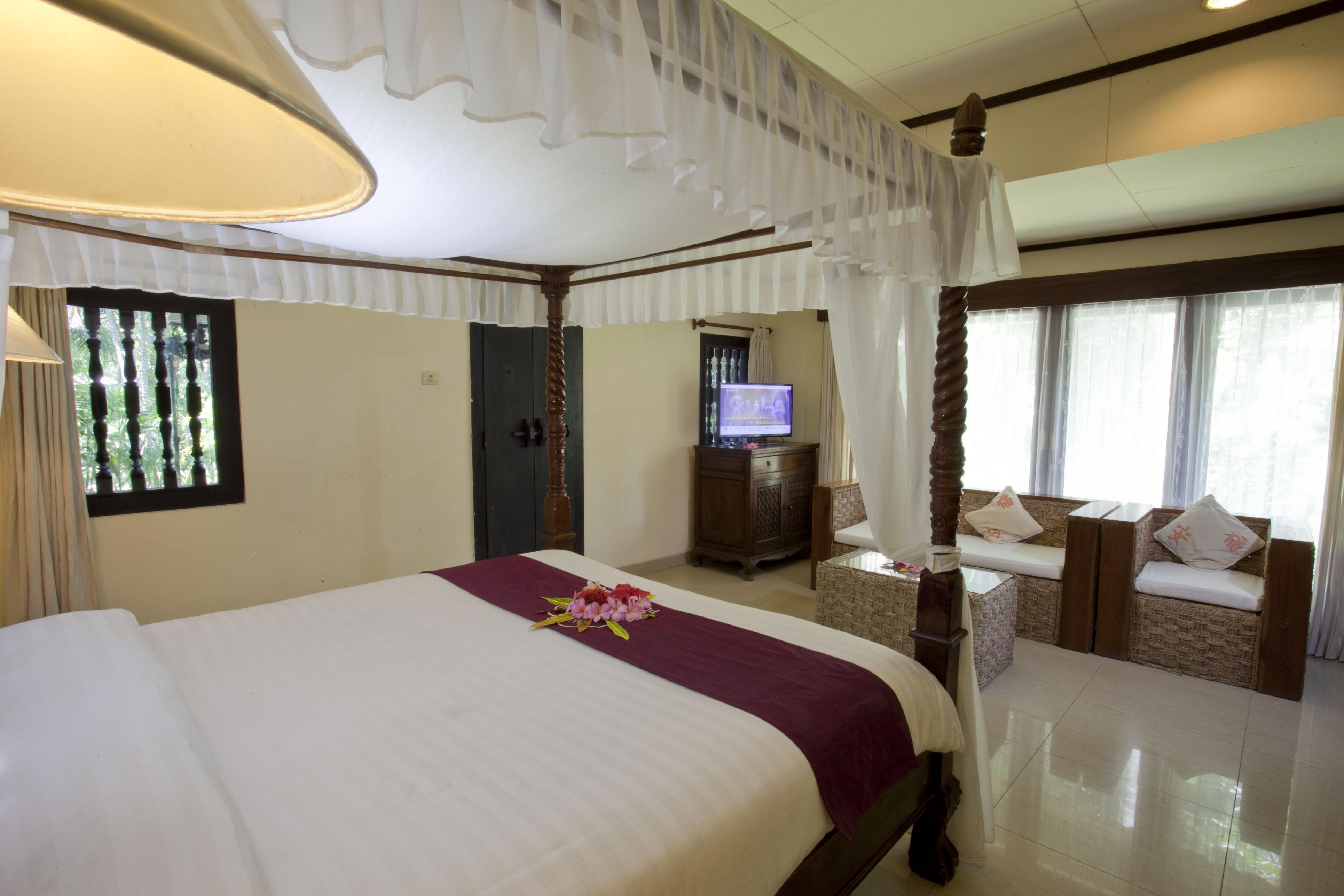 Puri Saron Senggigi Hotel Ngoại thất bức ảnh