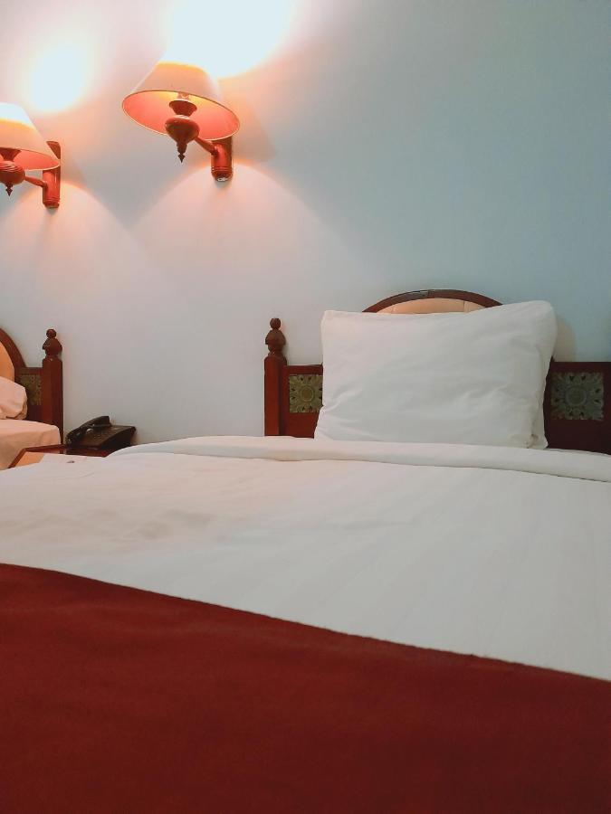 Puri Saron Senggigi Hotel Ngoại thất bức ảnh
