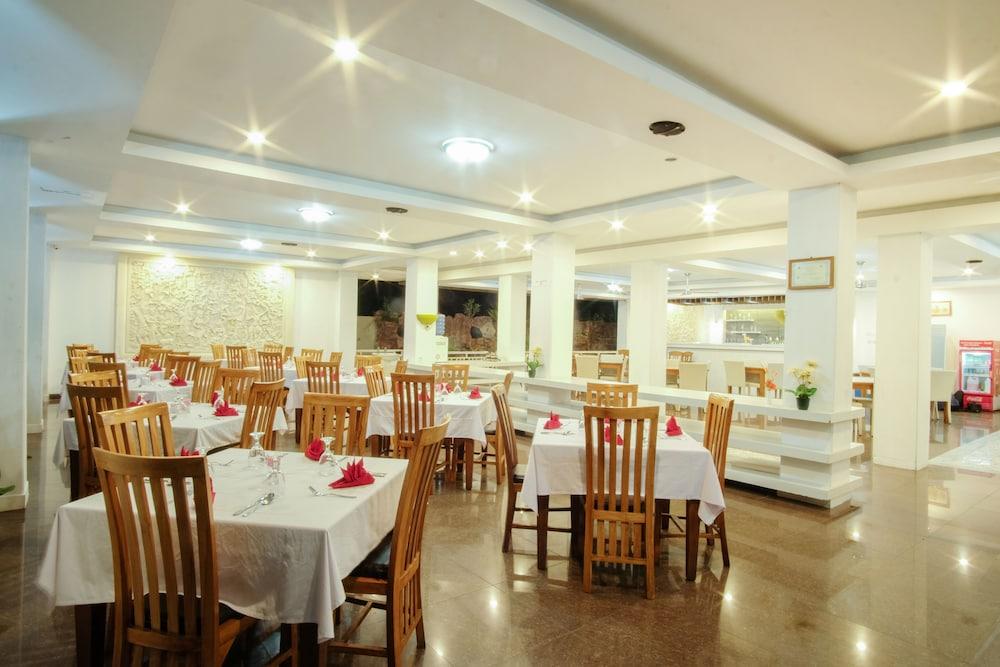 Puri Saron Senggigi Hotel Ngoại thất bức ảnh