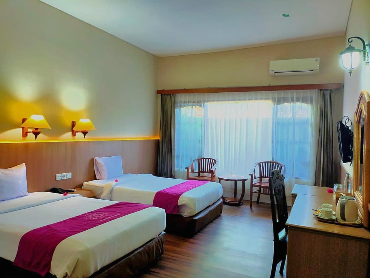 Puri Saron Senggigi Hotel Ngoại thất bức ảnh