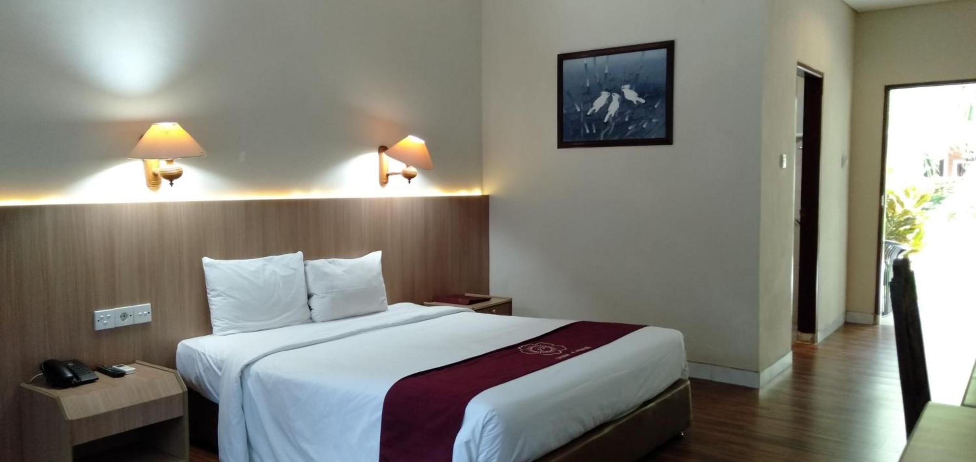 Puri Saron Senggigi Hotel Ngoại thất bức ảnh