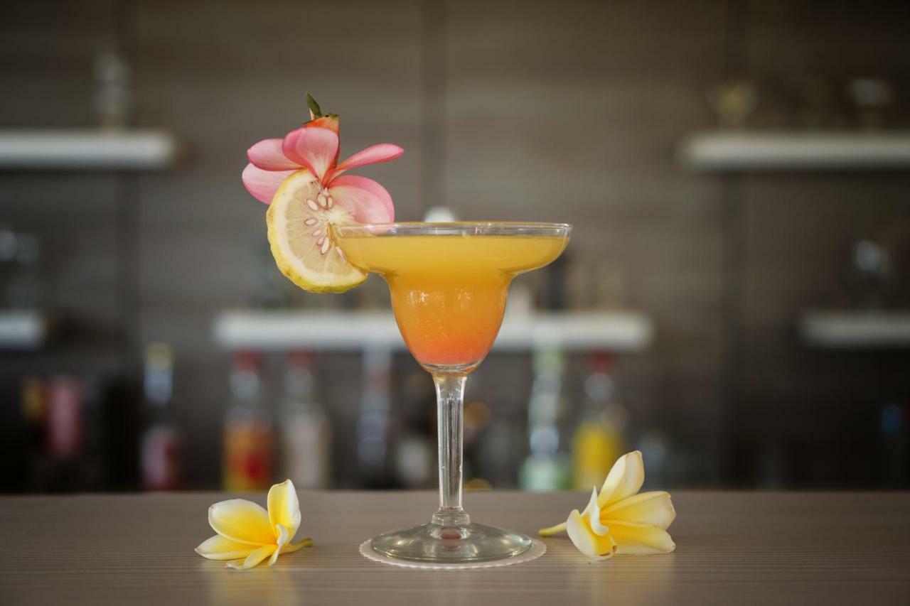 Puri Saron Senggigi Hotel Ngoại thất bức ảnh
