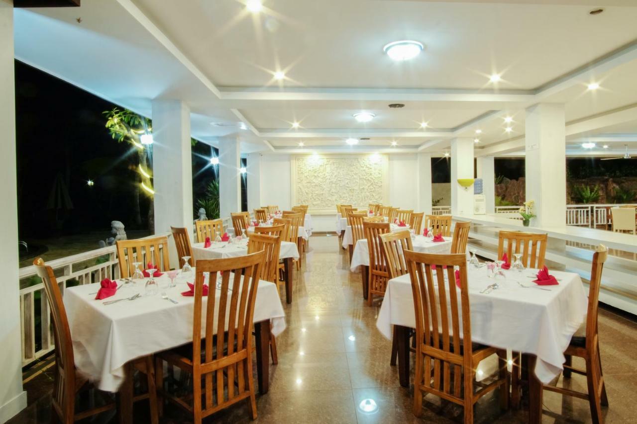 Puri Saron Senggigi Hotel Ngoại thất bức ảnh